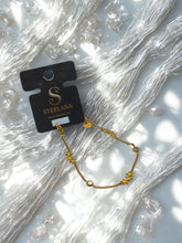 Gold Üçlü Yıldızlar Ve Tektaş Çelik Bileklik