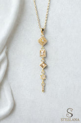 Gold Minimal Zincir Zirkon Detay Karo Ve Kristal Taşlı Kareler Sallantılı 45cm Çelik Kolye