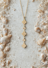 Gold Minimal Zincir Zirkon Kaplı Minimal Dört Yaprak Yoncalar Sallantılı 45cm Çelik Kolye