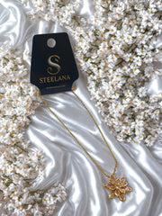 Gold Rose Renk Lotus Çiçeği Paslanmaz Çelik Kolye