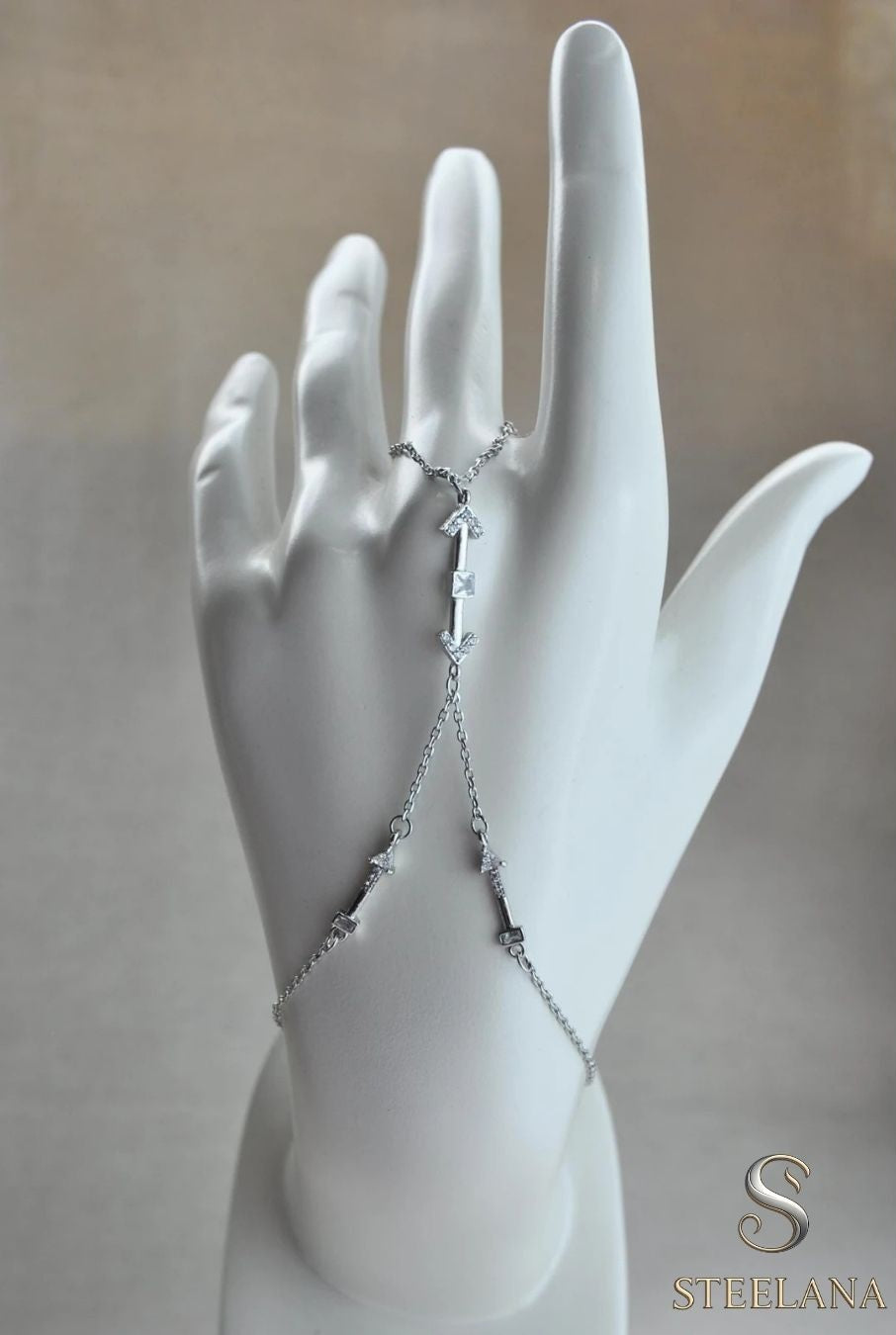 Silver Kristal Detay Zirkon Oklar Şahmeran