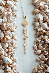 Gold Minimal Zincir Zirkon Detay Karo Ve Kristal Taşlı Kareler Sallantılı 45cm Çelik Kolye